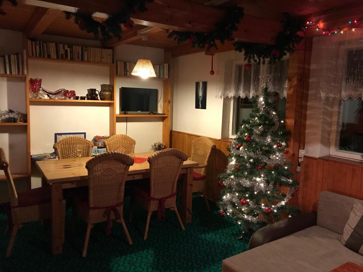 Chata U Koupaliste Chřibská Buitenkant foto